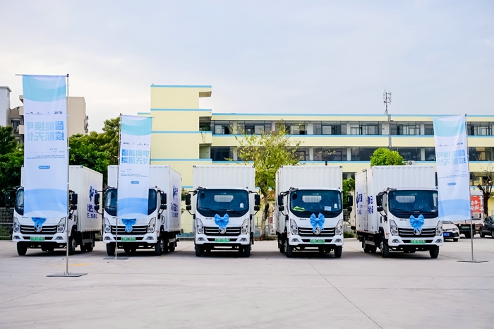 由吉泰GETEC、中建科工联合交付的首座全自动轻卡模块化智能换电站，12月28日在东莞·清溪镇全面启动运营。