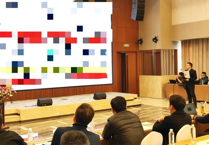 1月6日，黑吉辽商代处在吉林省长春市组织召开以“振兴大东北，首战即决战”为主题的2024年经营工作会暨营销理事会。区域营销部副部长张健、东风汽车贸易有限公司副总经理伍明、总部相关职能科室负责人、黑吉辽商代处全员、黑吉辽区域40余家经销服务网络负责人参加会议
