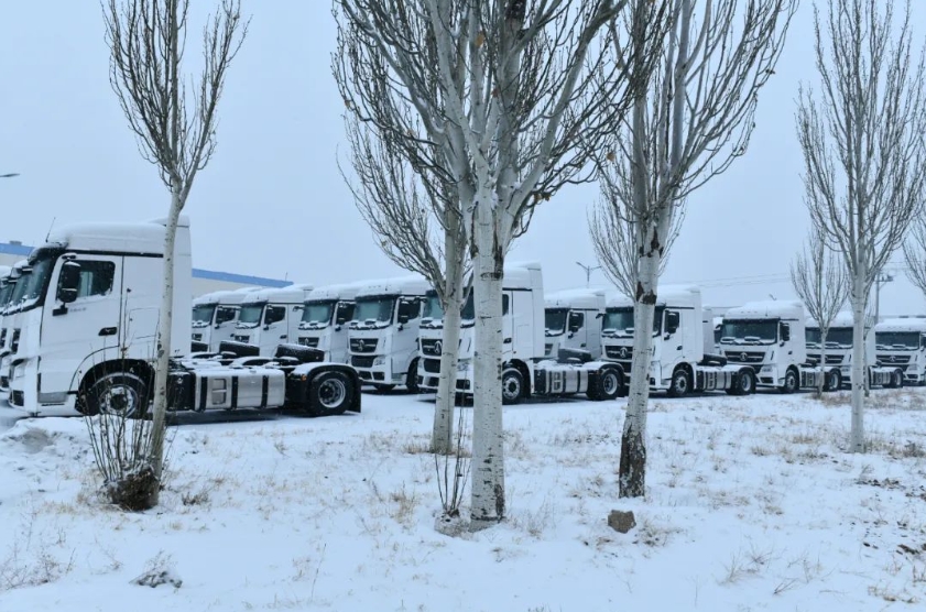 瑞雪乘风至 北奔厂区焕新颜