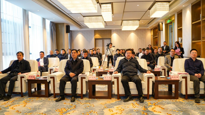 全天候不停歇，郑州迎来自动驾驶环卫全新时代！2.png
