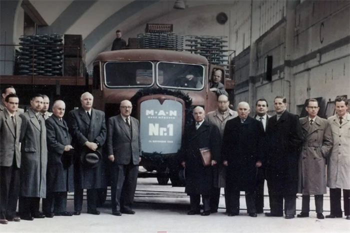 曼恩卡车17.jpg