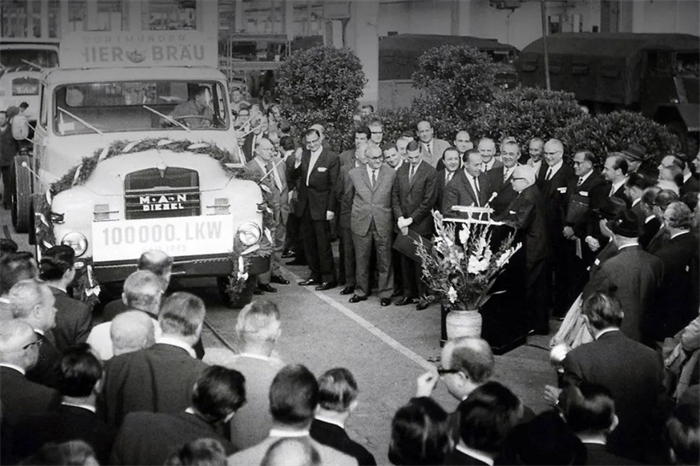 曼恩卡车18.jpg