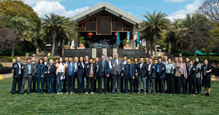 近日，以“披荆斩棘 共拓2024”为主题，曼恩商用车（中国）经销商年度会议在昆明成功举行。