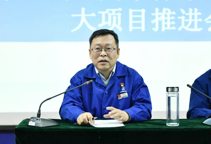 2月5日，为进一步增强企业竞争实力、提高公司价值创造能力、打造价值创造溢出效应，推动公司市场营销、供应链、科研管理、质量管理“四个体系”重塑有效落实，北奔重汽召开“四个体系”深度重塑大项目推进会。公司党委书记、董事长何清作工作讲话，公司总经理、党委副书记王铁生主持会议并作会议总结。公司领导班子成员，总经理助理级领导，各单位党政正职领导，四个体系重塑单位业务主管以上领导，以及青干班一线任职干部参加会议。