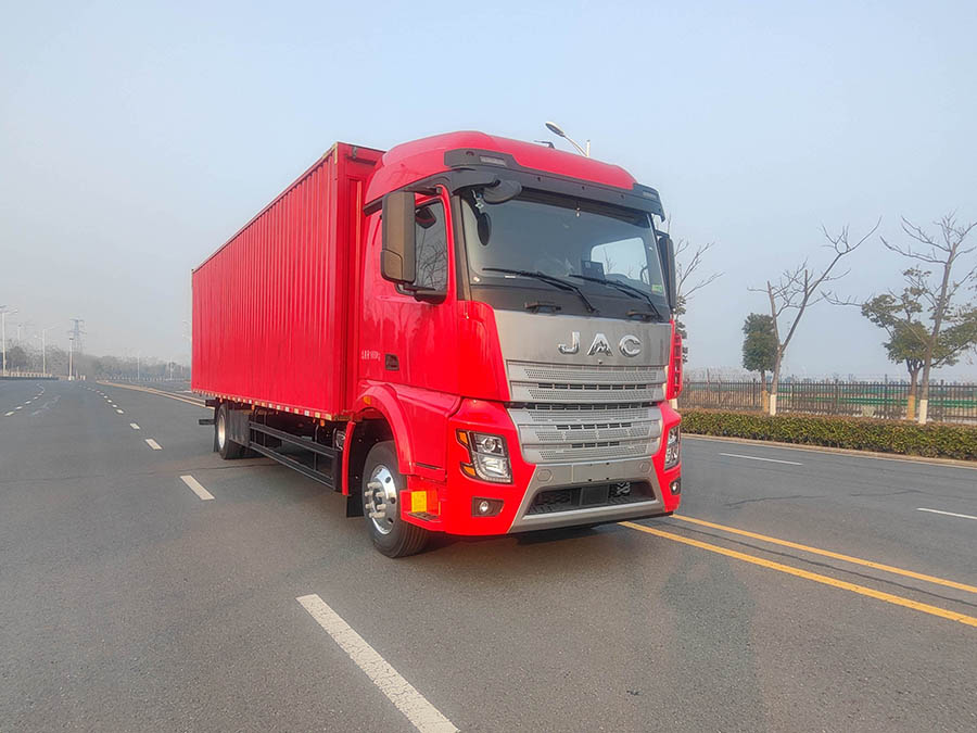 江淮X5翼开启厢式车.jpg