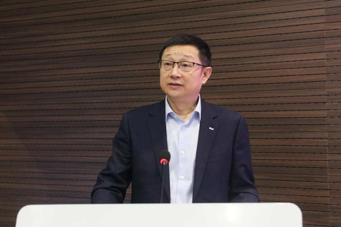 暖春启新程，东风传佳音。4月2日，2024年二季度东风商用车物流平台合作签约仪式暨车辆交付仪式，在东风商用车品牌体验中心隆重召开。