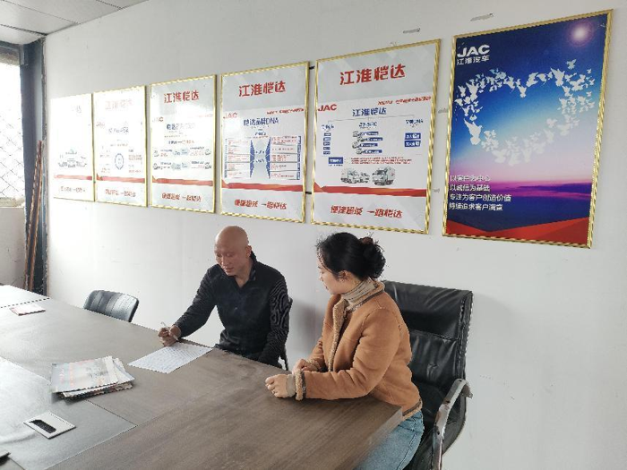 怎么做好二手物品回收？对于二手物品回收行业来说，要想实现高效运营，必须拥有一辆更加舒适、更加能装、更能赚钱的运输车辆。在河南商丘做二手物品回收的陈师傅，最近就把陪了他数年的车换成了全新江淮1卡恺达X6