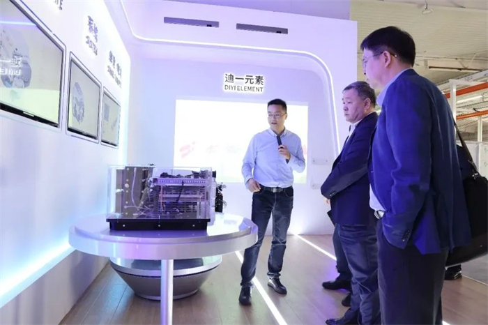 日前，随着首批自主130kW成品电堆装车发运的完成，宣告佛山迪一元素新能源科技有限公司（简称迪一元素）提前实现批量投产。

