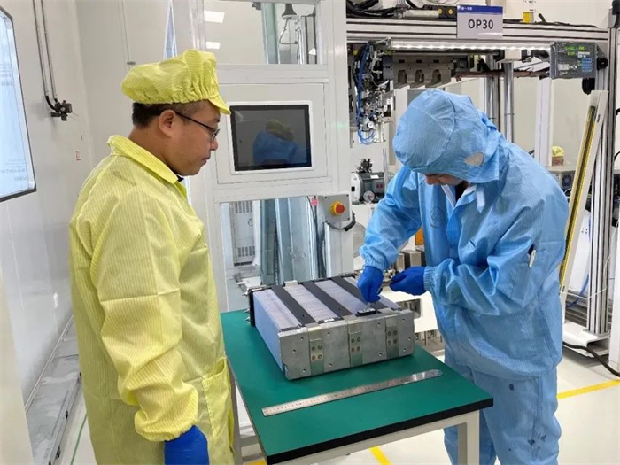 日前，随着首批自主130kW成品电堆装车发运的完成，宣告佛山迪一元素新能源科技有限公司（简称迪一元素）提前实现批量投产。

