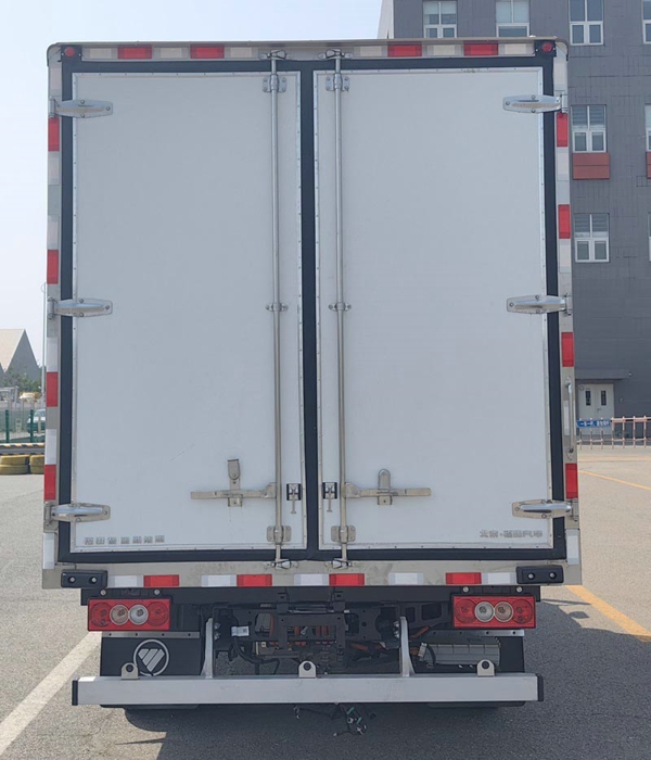 奥铃换电冷藏车2.jpg
