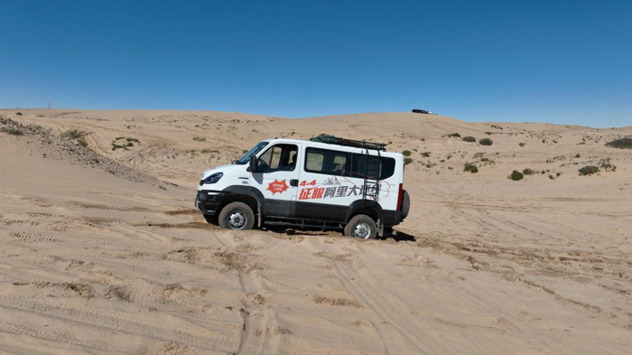 依维柯4X4亮相阿拉善英雄会！6.png