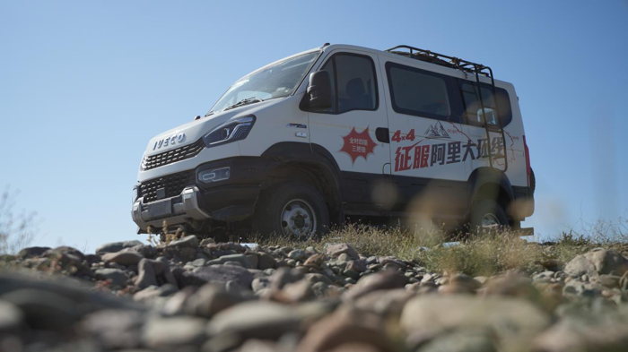 依维柯4X4亮相阿拉善英雄会！7.png