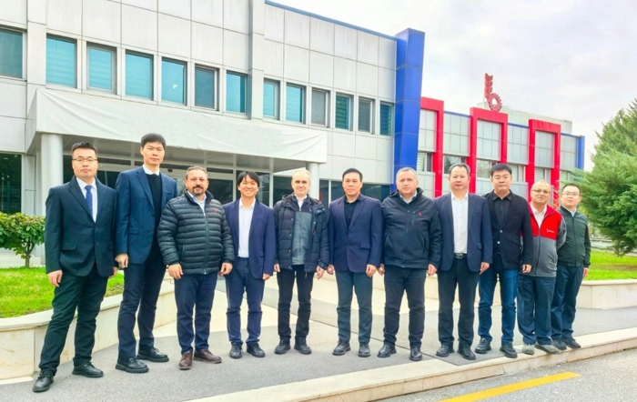 李汉阳率队走访欧洲和蒙古国核心客户2.jpg