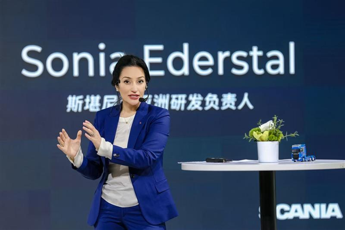 中国，北京，3月11日——全球最大的商用车集团之一传拓集团，今日庆祝其旗下品牌在中国60年的承诺与发展。在2025年3月11日北京举行的传拓媒体聚会上，集团展示了对中国商用车行业持续投资的关键里程碑