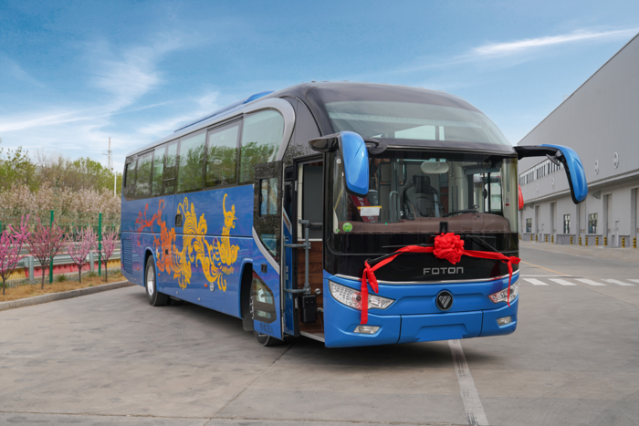 福田欧辉“陆地头等舱”BJ6122交付北京龙水凤港3.png
