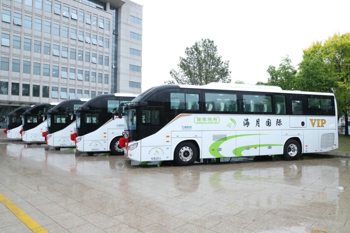 福田欧辉30辆BJ6112高品质客车批量交付新疆海月国际4.jpg