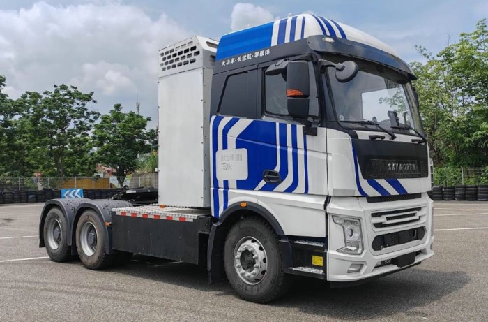 创维燃料电池半挂牵引车 NJL4250KEKFCEV3.jpg