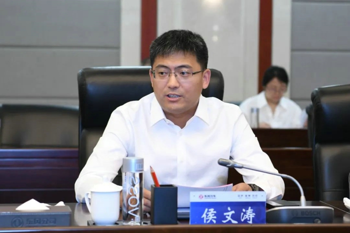 东风4.jpg