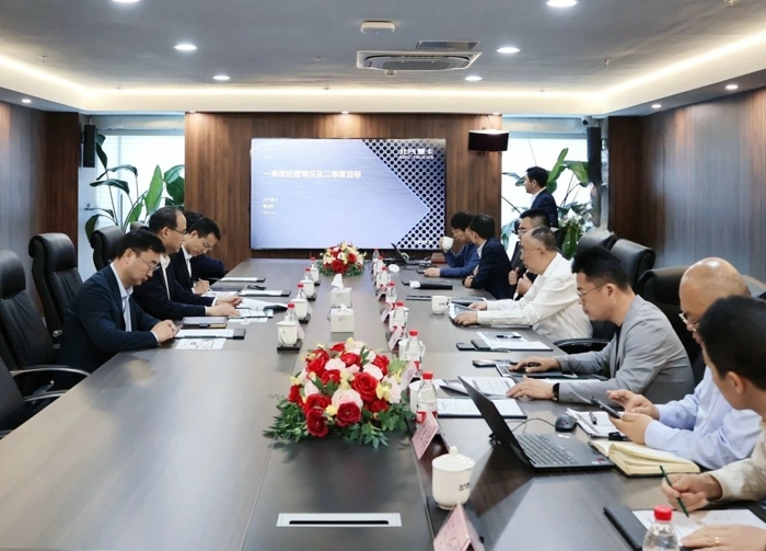 北汽集团党委常委、副总经理常瑞到北汽重卡调研1.jpg