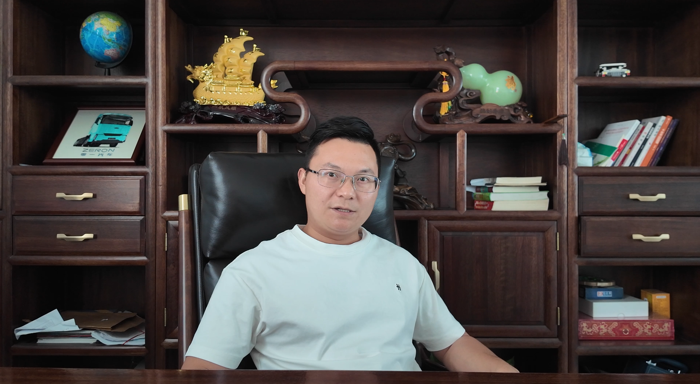 【第一商用车网 原创】“做生意就是交朋友，只有大家都信任你，才会有更多的机会。而零一汽车，不论从产品还是服务方面来看，确实是一个值得信赖的品牌。”