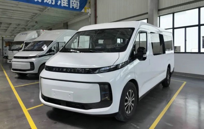 创维鸿途纯电VAN2.jpg