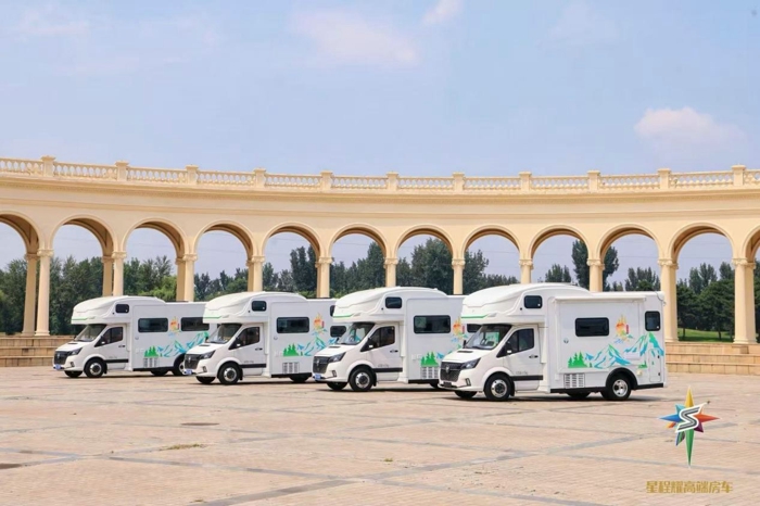 8月1日，北京房车圈迎来双重盛事，全国房车文旅行业也由此迈入里程碑式的发展节点。当日，星程耀高端房车生活体验中心于北京国贸盛大启幕，福田图雅诺作为战略合作伙伴，与星程耀共襄盛举，一同见证这一里程碑时刻