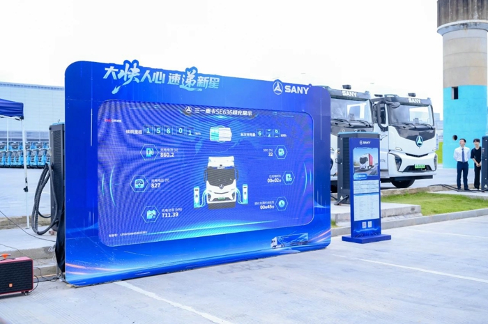 兆瓦级快充6秒1公里：江山SE636电动重卡的“加速”利器3.jpg