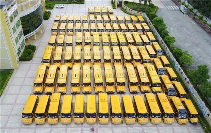 校车8.jpg