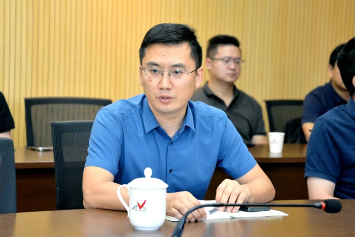 东风商用车召开营销事业部干部大会4.jpg