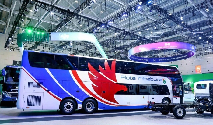 中通客车2025全球合作伙伴大会交出绿色交通“中国答案”5.jpg