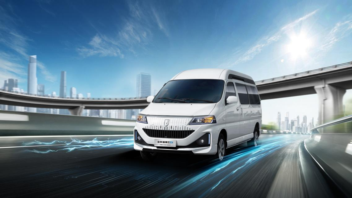 金杯品牌日焕新启幕 五款新车7.69万元起重磅出击6.png