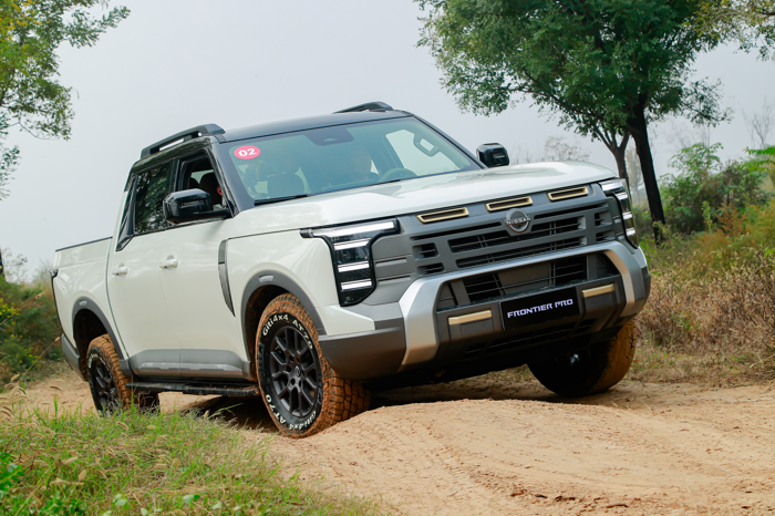 17.69万起！郑州日产锋坦Frontier Pro开启预售11.png