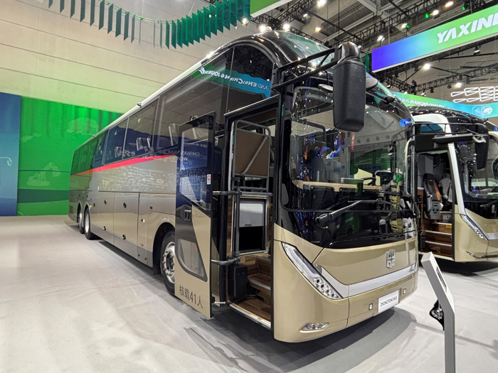 揭开中通H13旅团客车的神秘面纱.png