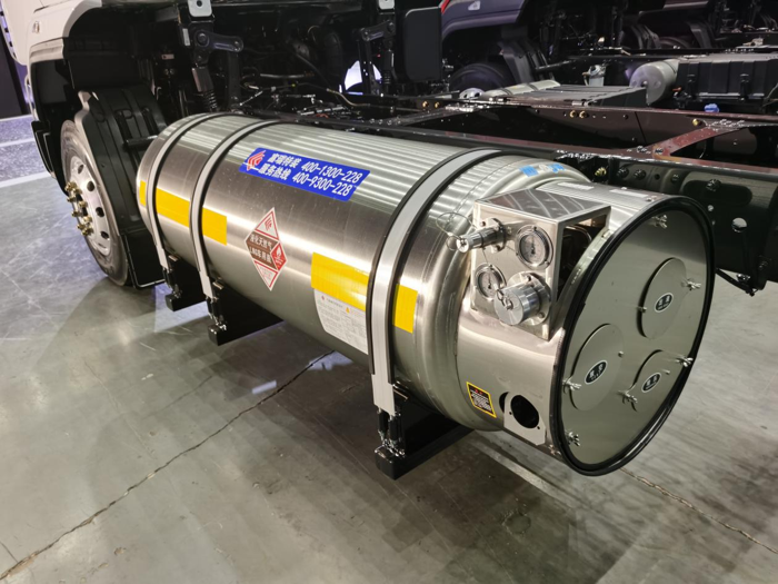 乘龙H5 LNG大单桥双11“创富一哥”4.png