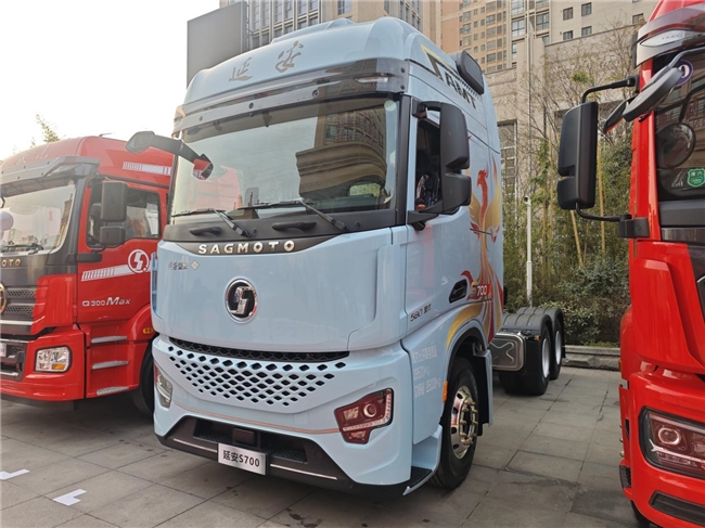 【第一商用车网 原创】几个主要重卡企业的销量与市场份额变化情况如何？