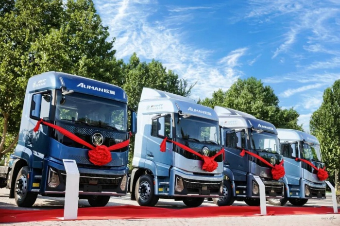 【第一商用车网 原创】2025年6-9月，商用车市场收获一波同比“4连增”，9月过后累计销量超过300万辆，较上年同期净增长超22万辆。10月份，商用车市场连增继续。