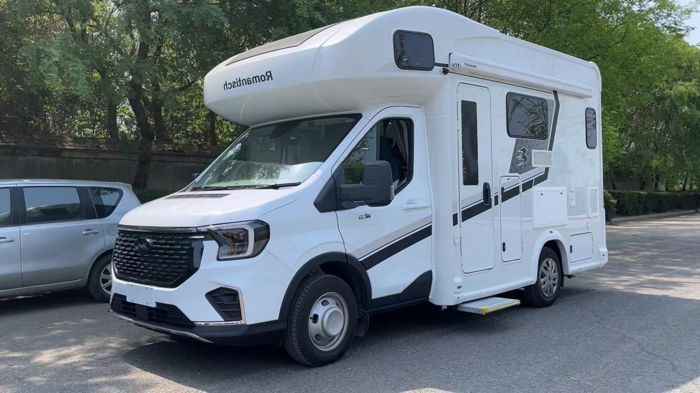 江铃福特全顺T8 9.png