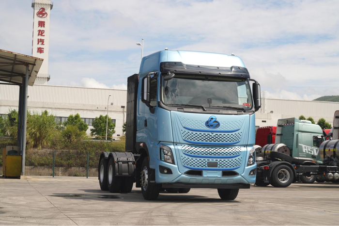 乘龙H7 Pro纯电牵引车1.png