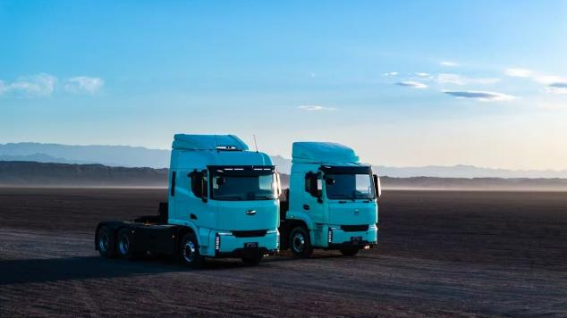 登陆 CCTV！零一汽车亮相央视黄金时段专题报道！4.png