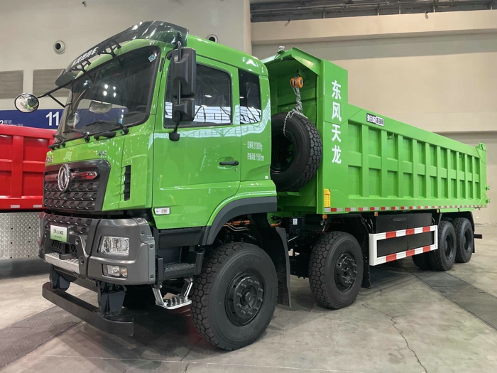 东风天龙KC纯电自卸车，搭载宁德时代电池+绿控550千瓦电机2.jpg