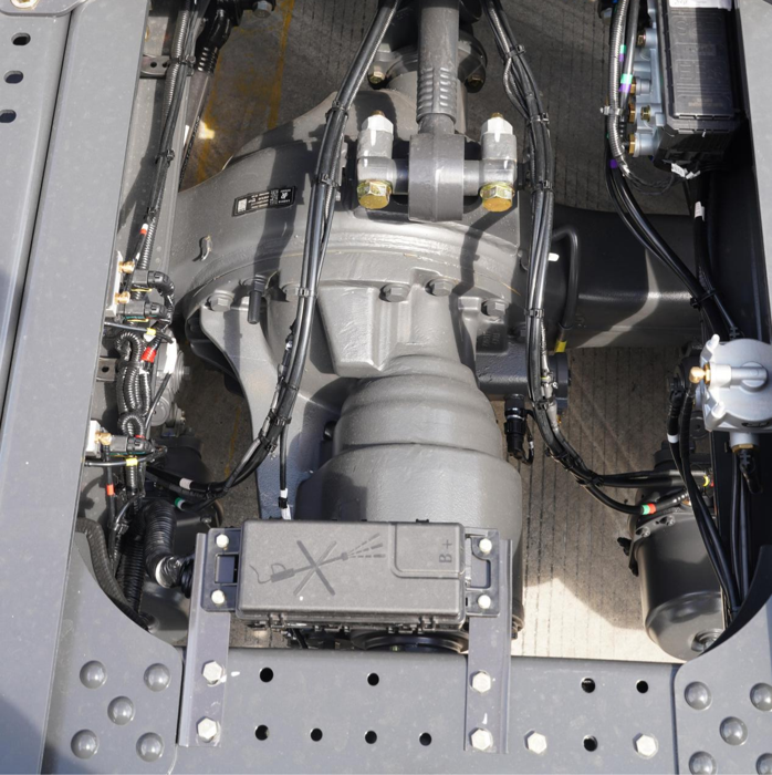 乘龙H7 Pro纯电牵引车为您创富加码2.png