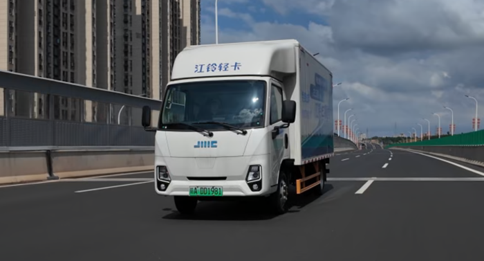 江铃E顺达：装得爽、开得顺，一年省4万还能再减1万！3.png
