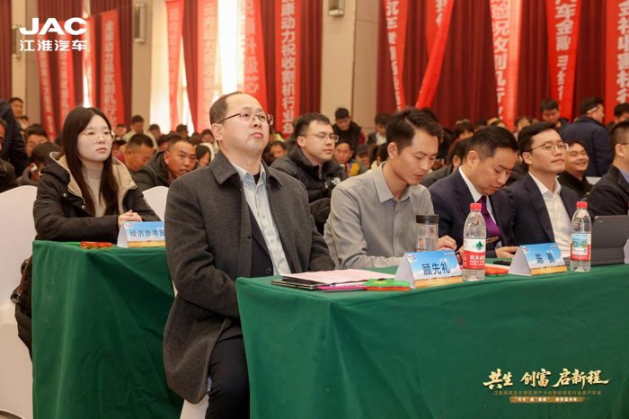订车327台！江淮1卡携手天中麦客，共生创富启新程3.png