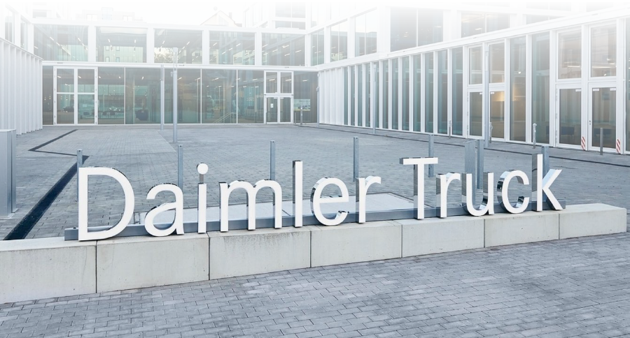 戴姆勒卡车.png
