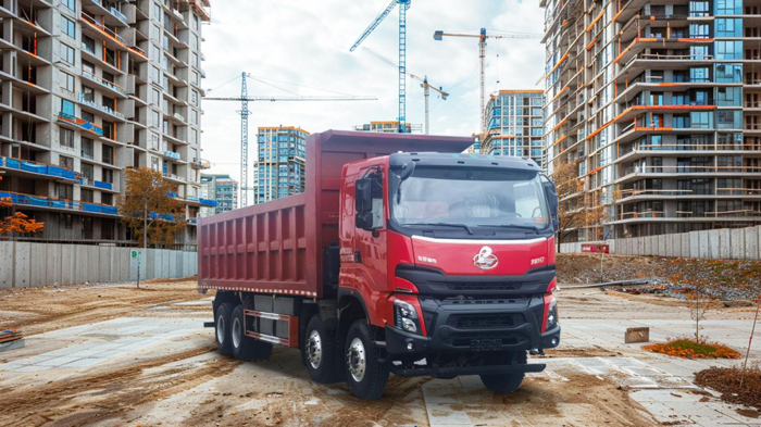 乘龙H7 8X4纯电自卸车：硬核实力破局，绿色创富新标杆1.png