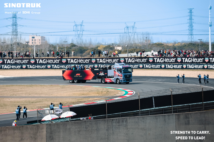 “油电天团”锋芒来袭！中国重汽闪耀2026 F1中国大奖赛.png