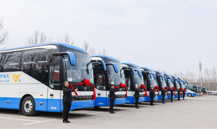 22辆天域S12交付背后，宇通的高端化逻辑2.png
