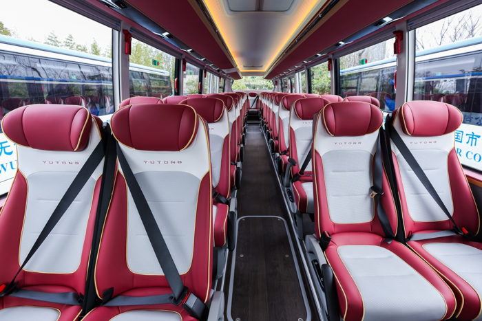 22辆天域S12交付背后，宇通的高端化逻辑3.png