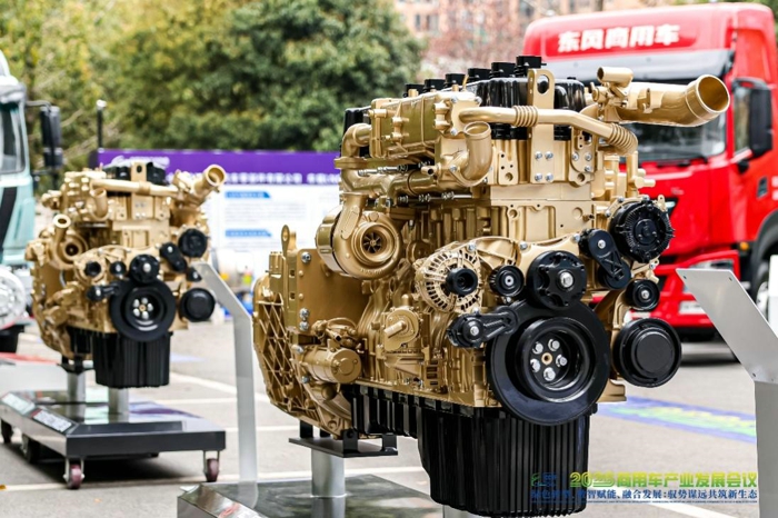 东风商用车助力重卡行业提质向新转型7.jpg