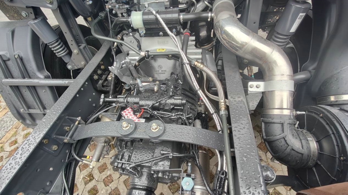 “创富一哥”乘龙H5 LNG大单桥实力圈粉2.jpg